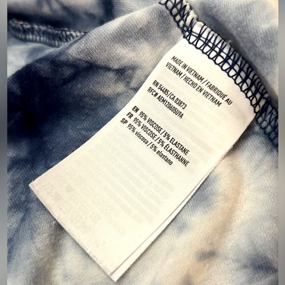 American Eagle Outfitters Favorite T Blue Tie-Dye V Neck T-Shirt Blue M 2017 - Picture 5 of 8